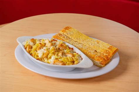 Pasta Piedra Plat Pizza Hut Aruba Piedra Plat