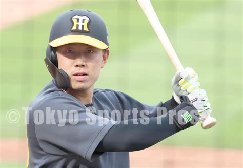 東スポ 写真部 On Twitter 【プロ野球】2023年4月4日 広島x阪神 糸原健斗 新井貴浩 監督 タイガース