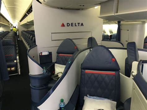 Delta Embraer 175 First Class Seat Shona Roe