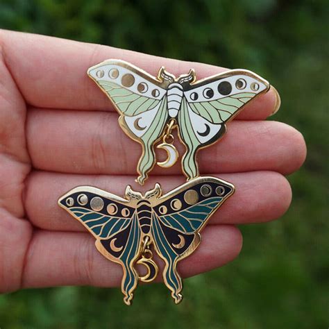 Pretty Pins Cute Pins Piercings Tattoo Papillon Hard Enamel Pin