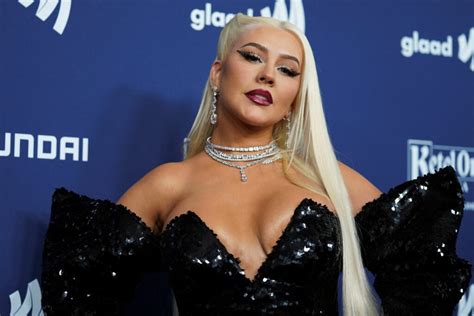 Mujeres De Poder Christina Aguilera Revestida