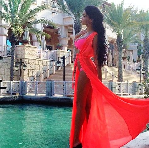 Provocative Woman : Photo | Provocative women, Fashion, Glamour fashion