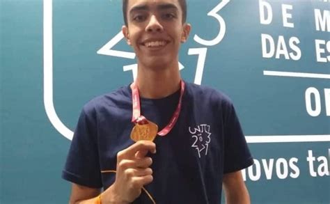 Estudante Da Rede P Blica Estadual Conquista Pela Terceira Vez Medalha