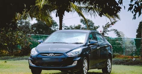 Blue Hyundai Accent · Free Stock Photo