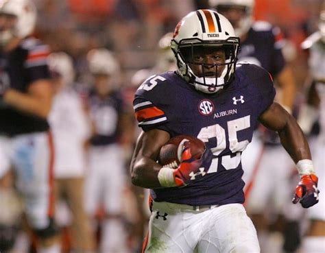 Cadillac Williams: Auburn RBs carry 'hopes and dreams of the team ...