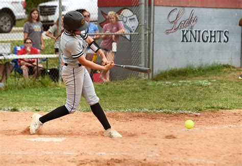 Undefeated North County Softball Dominates Old Mill 11 0 To Advance