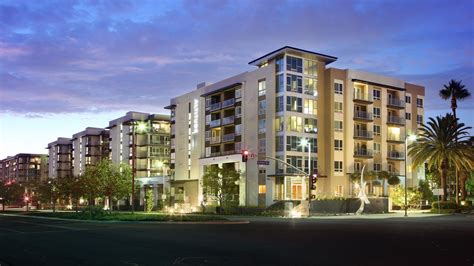 Altitude Apartments In West Los Angeles 5900 Center Dr