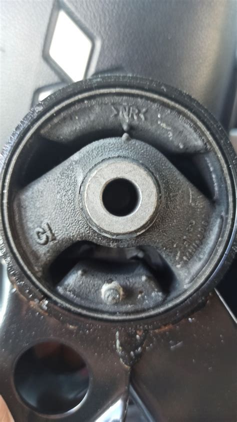 MN184060 Подушка крепления двигателя, Mitsubishi | Запчасти на DRIVE2