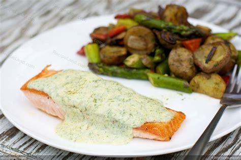 Salmon in Dill Sauce Recipe | RecipeLand.com