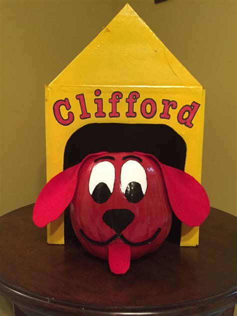 Clifford The Big Red Dog Pumpkin