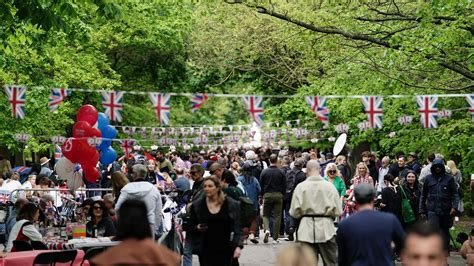 King's coronation: Some of the best pictures from Big Lunch ...