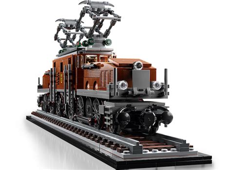 LEGO: new 10277 Crocodile Locomotive - Hobbymedia