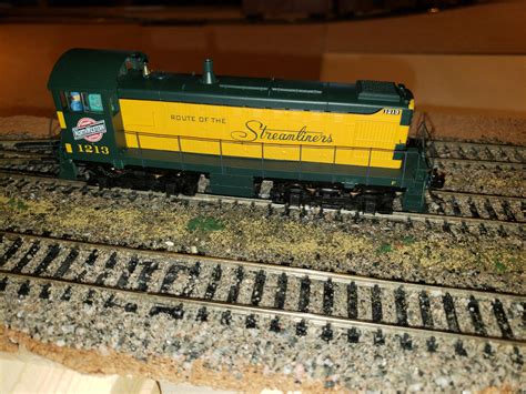 My new switcher came in the mail today. : r/modeltrains