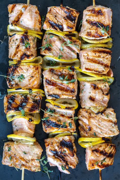 How To Grill Salmon on a Cedar Plank - Momsdish