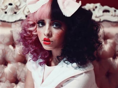 10 Curiosidades Sobre Melanie Martinez