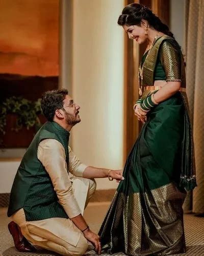 saree poses   twist  traditional glamour fashionisk