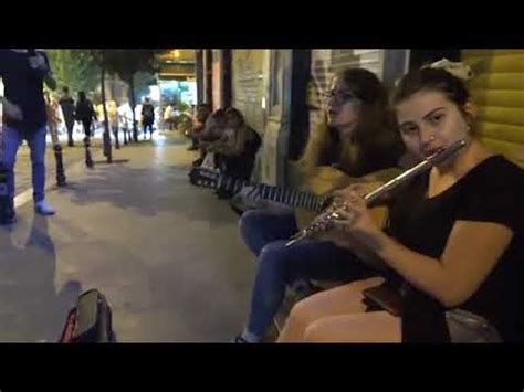 Yand Rd N Kalbimi Sokak Sanat Taksim Stiklal Caddesi Sokak