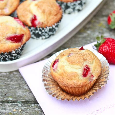 Southern Strawberry Rhubarb Muffins | FaveSouthernRecipes.com