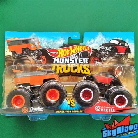 Hot Wheels Monster Trucks Demolition Doubles Vw Dragbus Vs Vw Beetle Shopee Malaysia