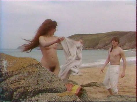 Naked Marianne Anska In Le Gerfaut