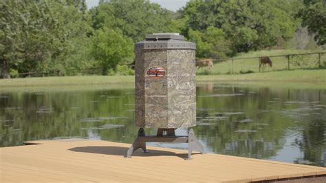 The Ultimate Guide to Fish Feeders : Enhance Your Fishing Experience ...