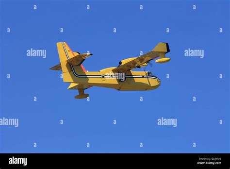 Aircraft fire extinguisher hi-res stock photography and images - Alamy