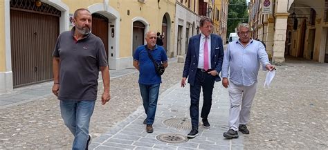 La Riqualificazione Del Centro Via San Pietro Torna A Splendere Con La