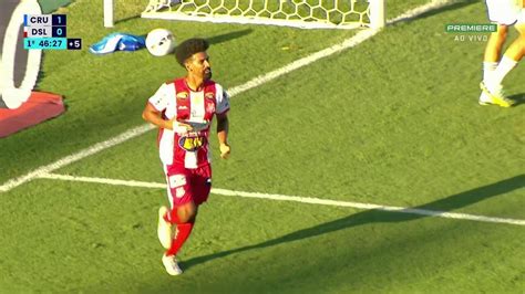 Vídeo Aos 46 min do 1º tempo assistência de Vinicius Barba do