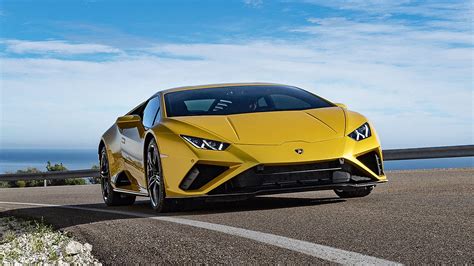 Current Lamborghini Cars and SUVs: Reviews, Pricing & Specs