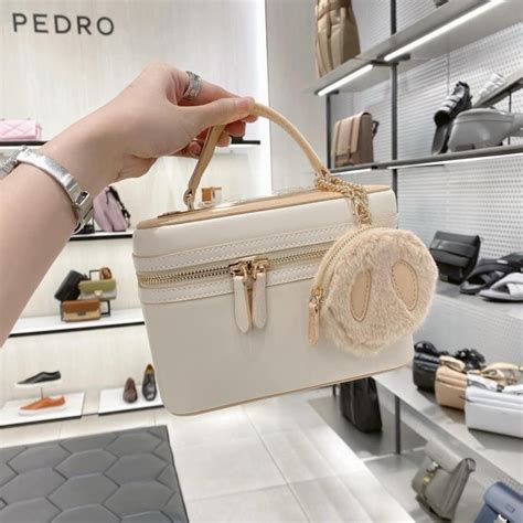 auth sing Cốp heo hot hit Pe dro Shopee Việt Nam