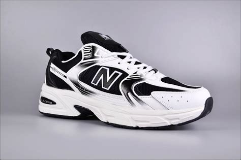 Мужские Кроссовки New Balance 530 BW — Купить Недорого на Bigl.ua ...