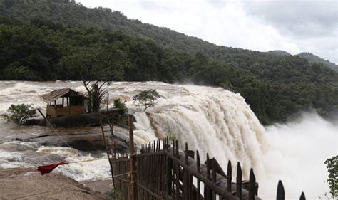 Kerala flood update: Idukki dam water level latest - could the dam burst? | World | News ...