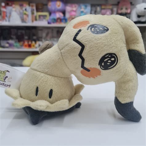 Peluche Pokemon Mimikyu Inclinado Banpresto