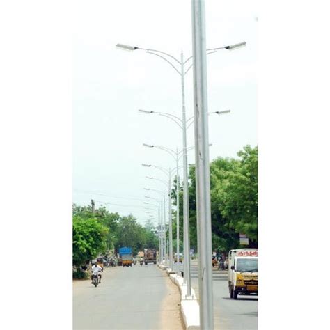 Aluminium Dual Arm Street Light Pole For Highway At Rs Piece In