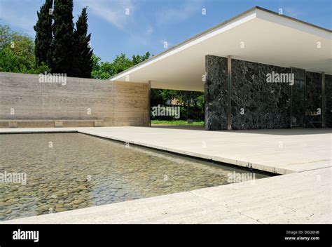 Barcelona Pavilion, reconstructed German Pavilion for the 1929 Stock ...