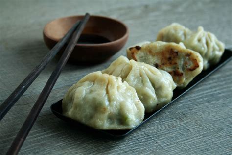 Les Jiaozis Une Recette De Ravioli Chinois Frapp E Par La F D