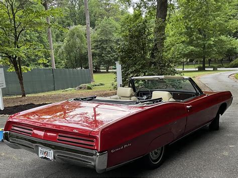 1967 Pontiac Grand Prix convertible - I love the cars