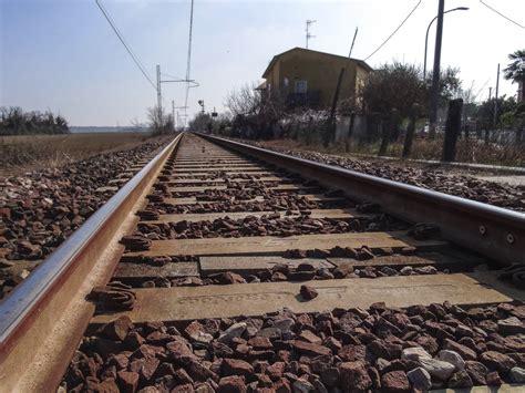 Wallpaper : trip, old, rail, locomotive, traintracks, railroadtracks ...