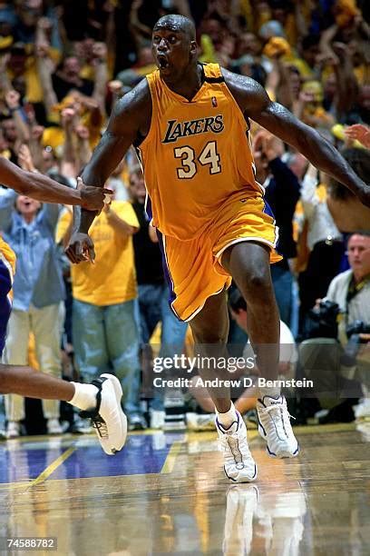 Shaquille Oneal 2000 Photos and Premium High Res Pictures - Getty Images