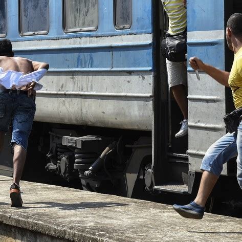 Gjorgji Lichovski Karta U Jednom Pravcu Reportage Balkan Photo