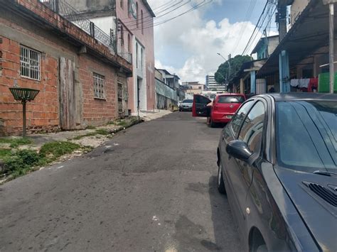 Homem é Morto E Duas Pessoas São Baleadas Em Beco Na Zona Sul De Manaus