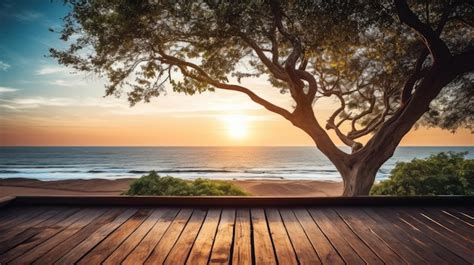 Mesa De Madera En La Playa Con Vista Al Mar Durante La Puesta De Sol O