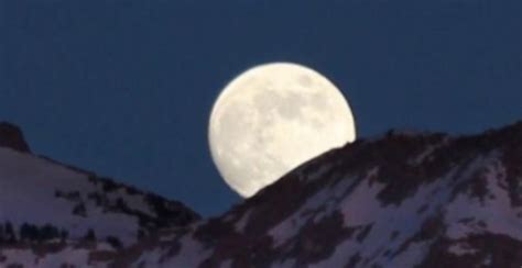 Qué es la Luna de Nieve que será visible este sábado