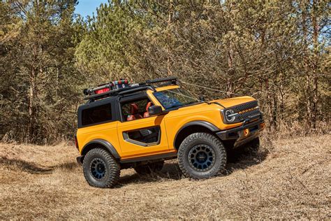 2021 Ford Bronco 2-Door looks to be an off-road warrior - CNET