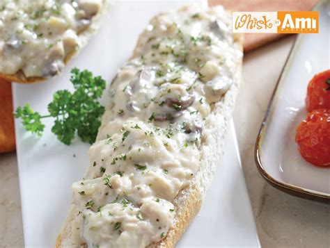 Creamed Tuna Over Toasts