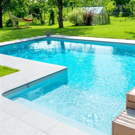 Inspiration 5 Piscines En Kit Avec Plage Immergée En Bois En Béton