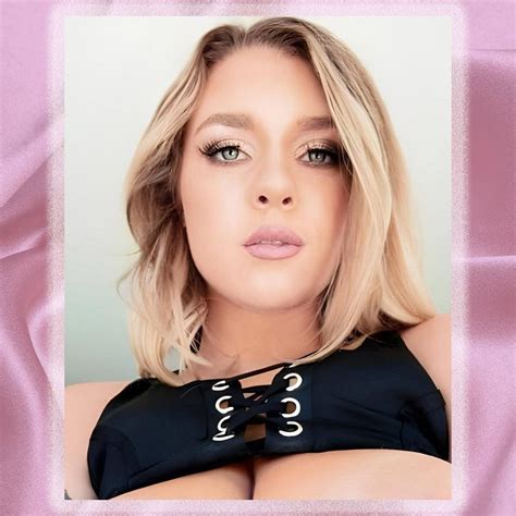 Voluptuous Mature Women Etsy