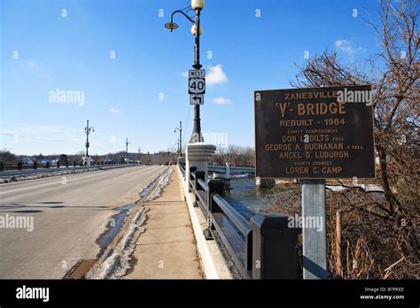 The "Y" Bridge in Zanesville Ohio Stock Photo - Alamy