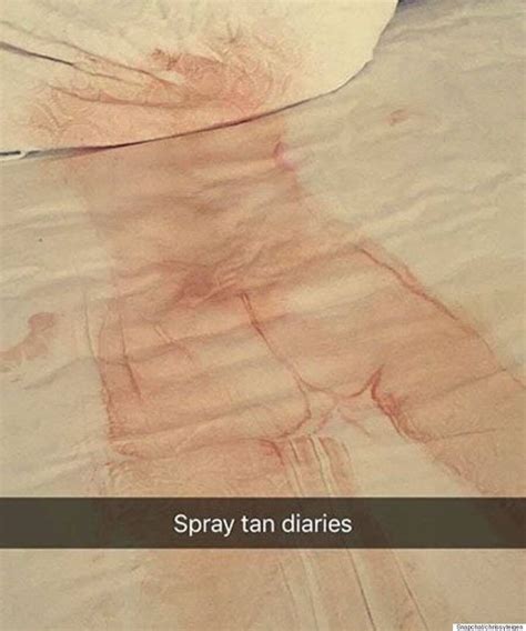 Chrissy Teigen Posts Hilarious Spray Tan Fail On Snapchat Huffpost Style