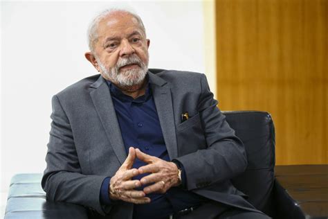 Aprova O A Lula Cai Para E Desaprova O Sobe Para Diz